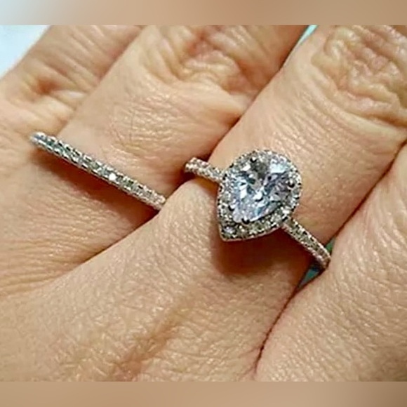 NIB S925 Sterling Silver & CZ Diamond Teardrop Engagement Wedding Ring Set - Picture 11 of 11